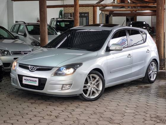 HYUNDAI I30 2.0 MPFI GLS 16V GASOLINA 4P AUTOMÁTICO HYUNDAI I30 2.0 MPFI GLS 16V GASOLINA 4P AUTOMÁTICO